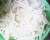 お年寄り絶讚シリーズ❗大根、柿サラダ❗作り方1写真