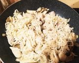 舞茸と鶏肉のニンニク切り干し大根炒め煮。作り方4写真