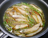 簡単！さつま揚げと豆苗の卵とじ作り方3写真