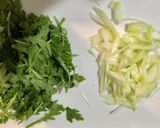 ひき肉と春菊のパスタ作り方1写真