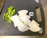 大根、シーチキン、ベーコンの煮物作り方1写真