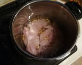 ホロホロ鶏むねのコンソメスープ(圧力なべ作り方2写真