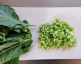 ご飯のお供に☆ソフトケールの茎そぼろ。作り方1写真