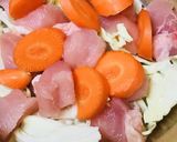 シンプル具材のお鍋●鶏肉＆もちうどん鍋作り方1写真