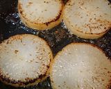 染みうま！バタぽんソースで大根ステーキ作り方4写真