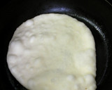 カレー煮込み中。ちゃちゃっとナン作ろう♪作り方4写真