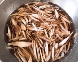 牛しぐれ煮。ごぼう・えのき入り。お弁当に作り方1写真