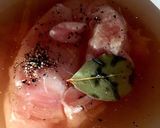 サボイキャベツと鶏肉のスープ作り方1写真