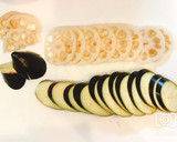 揚げずに簡単！蓮根と茄子のひき肉挟み揚げ作り方1写真