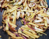 サツマイモとちくわのバター醤油きんぴら作り方5写真