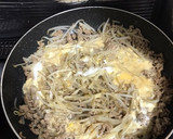 もやしとひき肉の卵とじ作り方4写真