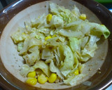 キャベツとコーンのごま和え♪甘さ引き立つ作り方4写真