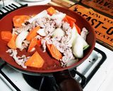 フライパンで肉じゃが作り方1写真