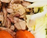 白菜と煮こむ●鶏肉のスキヤキ風甘辛煮込み作り方1写真
