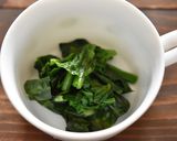 ほうれん草と韓国海苔のクイックスープ作り方1写真