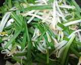 箸が止まらない！無限☆にらもやし☆作り方3写真