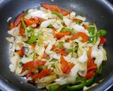 簡単!かに玉キャベツのタイ風炒め作り方3写真