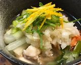 酢玉ねぎでいただく♡洋風コンソメ味の鶏鍋作り方4写真