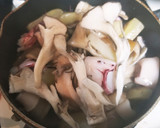 ヒイカと明太じゃがと舞茸のアヒージョ作り方1写真