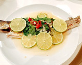 簡単タイ料理！蒸し白身魚をライムソースで作り方12写真