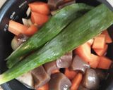 炊飯器で旨旨♪牛すじと鳥肝と野菜ごった煮作り方7写真