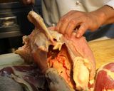 468食材■ブレス産七面鳥のさばき方作り方3写真