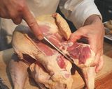468食材■ブレス産七面鳥のさばき方作り方6写真