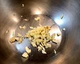 じゃがいもきのこのアンチョビ炒め作り方1写真