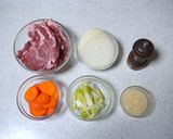 パパッと豚肉の重ね蒸し♬♪作り方1写真