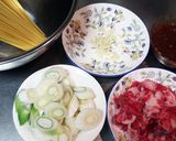 残ったデミグラスソース♪牛ネギのパスタ作り方1写真