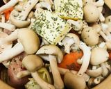 鶏肉と丸ごとレタスの洋風野菜コンソメ鍋作り方2写真
