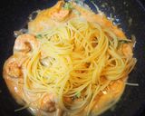 エビとブロッコリーのピリ辛クリームパスタ作り方7写真