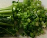 唐辛子でピリッ！かぶの葉の塩昆布炒め作り方1写真