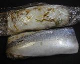 ラップで簡単市販のしめ鯖ｄｅ鯖の棒寿司♪作り方2写真