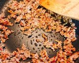 簡単!もやしとニラ、豚ミンチの旨辛炒め作り方2写真