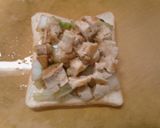 朝　鶏もも肉照り焼きと白菜のトースト　昼作り方2写真