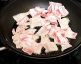 パクチー山盛りで！ガパオ風焼きそば作り方6写真