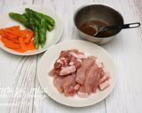 豚肉の黒酢味噌炒め。作り方1写真