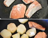 鮭とじゃがいもの味噌バター煮込み作り方2写真
