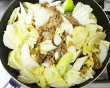 豚こま･白菜･白ねぎ★すき焼き風煮。作り方6写真