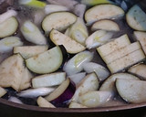 鶏ももと茄子とねぎのすまし汁作り方3写真