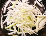 大根皮マヨ炒め作り方1写真