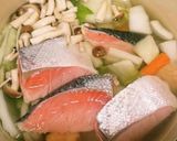 鮭と野菜の味噌仕立て鍋☆幼児、高齢の方も作り方3写真