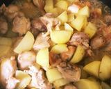 にんにくが食欲そそる！鶏肉とじゃが芋炒め作り方7写真