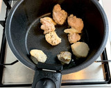 野菜たっぷり☆鶏肉とさつまいもの煮物作り方2写真