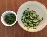 キュウリとシソの和え物♪作り方1写真