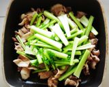 豚バラ肉とかぶの炒め物作り方6写真