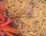 簡単◎豚肉とパプリカのしょうゆ焼きそば作り方5写真