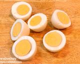 ゆで卵のオイマヨ炒め作り方1写真