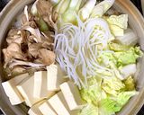 野菜たっぷり☆うま塩あっさり鶏だんご鍋作り方7写真